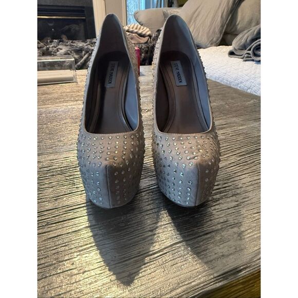 Steve Madden Tan Faux Suede Crystal Embellished Platform Heel Y2K Sz 11 - Picture 2 of 6